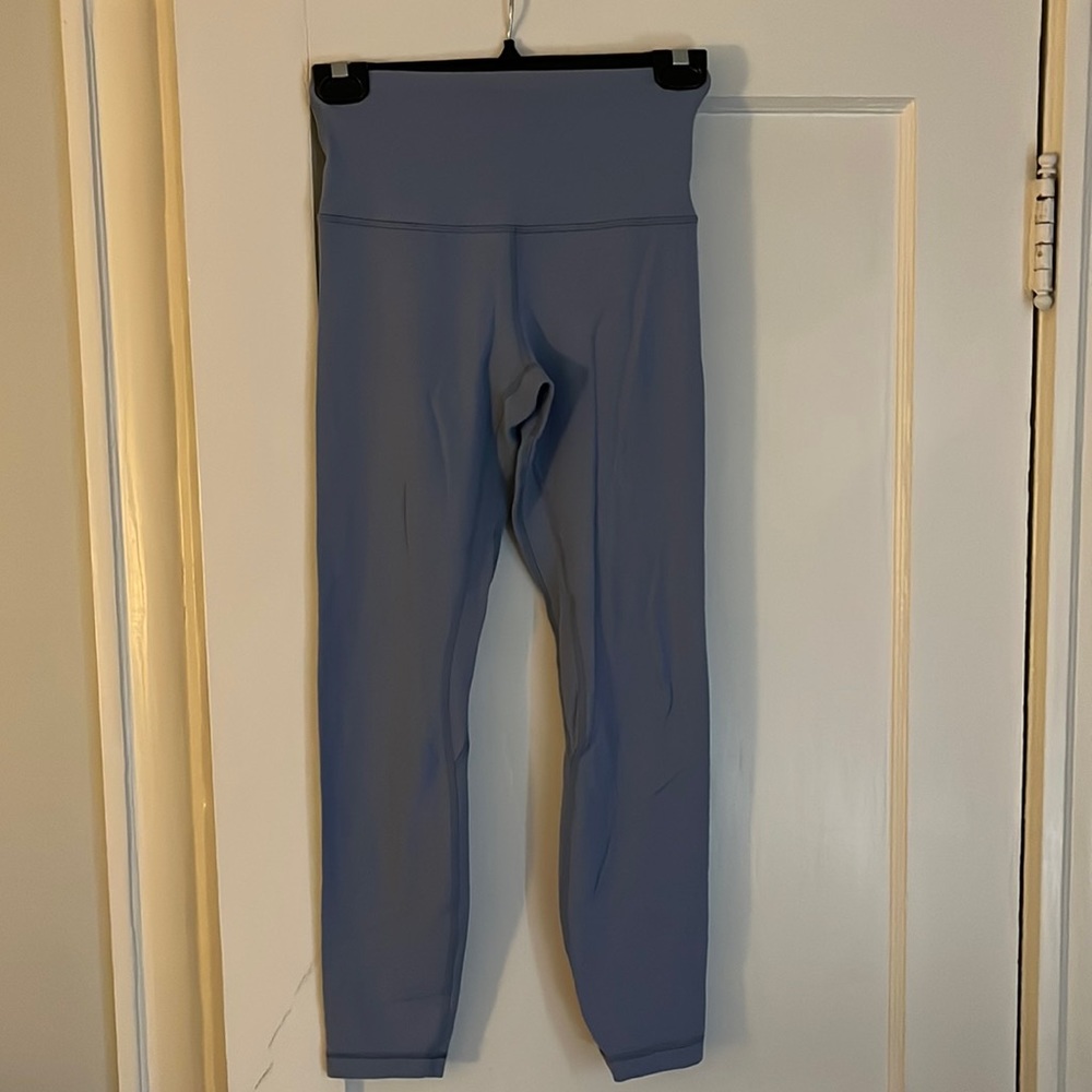 Lululemon 28in Hi-rise leggings